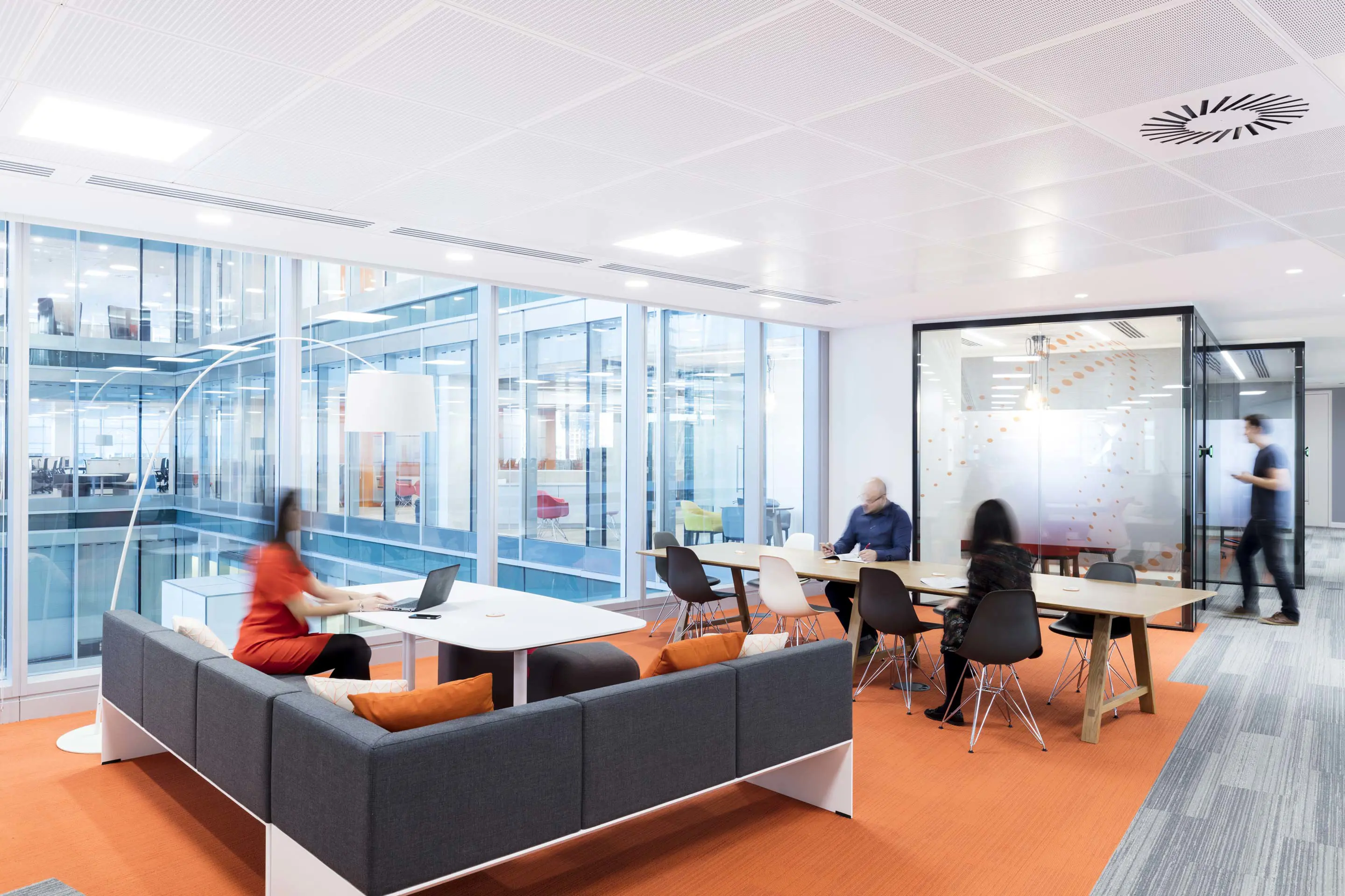Thomson Reuters – Breakout spaces
